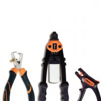 Pinces pour dénuder et sertir