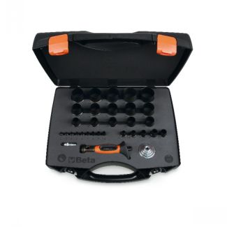 Assortiment de 29 emporte-pièces et 3 accessoires
