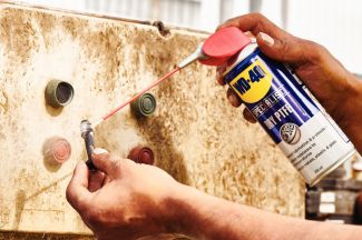 Lubrifiant sec au PTFE - application boulon